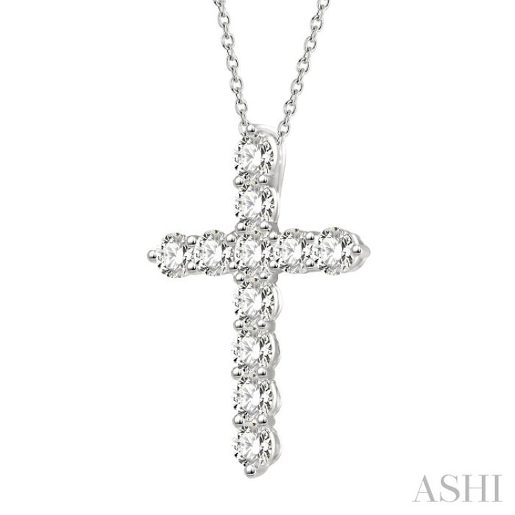1 1/2 Ctw Round Cut Diamond Cross Pendant in 14K White Gold with Chain