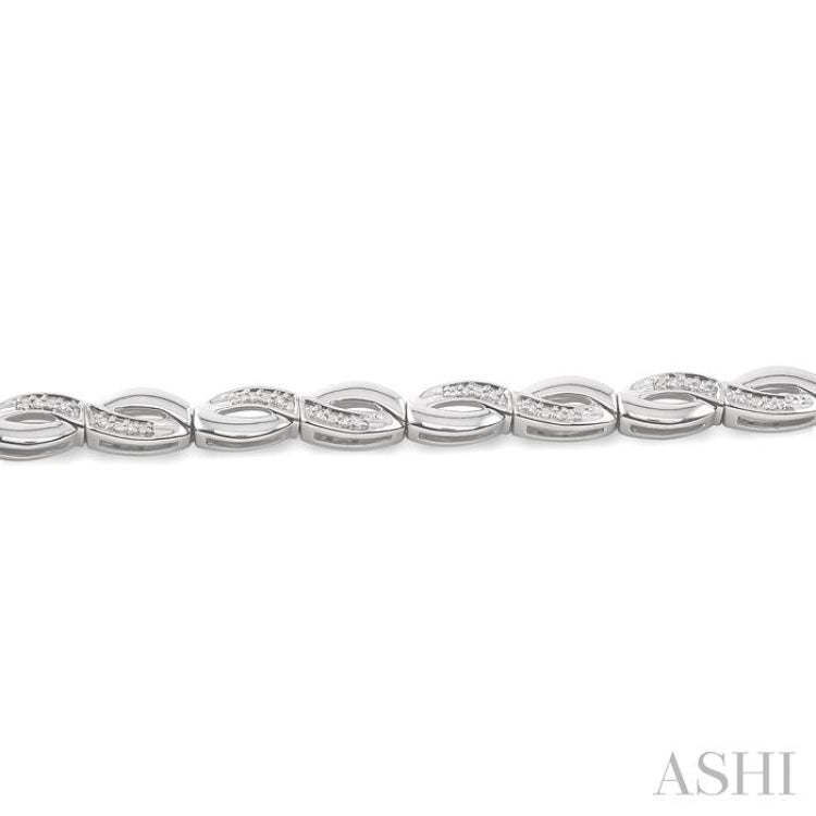 1/6 Ctw 'FIG 8' Shape Round Cut Diamond Bracelet in Sterling Silver
