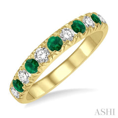 2.6 MM Emerald and 3/8 Ctw Round Cut Diamond Precious Wedding Band in 14K Yellow Gold