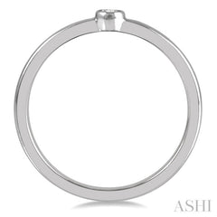1/20 Ctw Lightweight Bezel Set Round Cut Diamond Petite Ring in 10K White Gold
