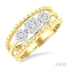 1/4 Ctw Past, Present & Future Lovebright Round CutDiamond Fashion Ring in 14K Yellow and White Gold