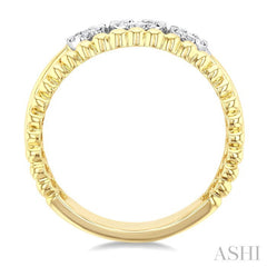 1/4 Ctw Past, Present & Future Lovebright Round CutDiamond Fashion Ring in 14K Yellow and White Gold