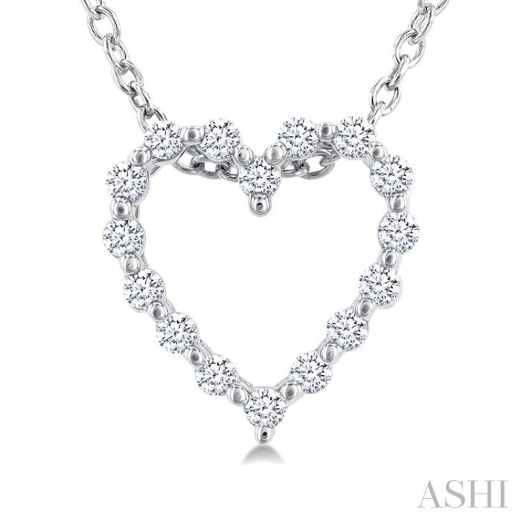 1/10 Ctw Heart Shape Round Cut Diamond Pendant With Chain in Sterling Silver