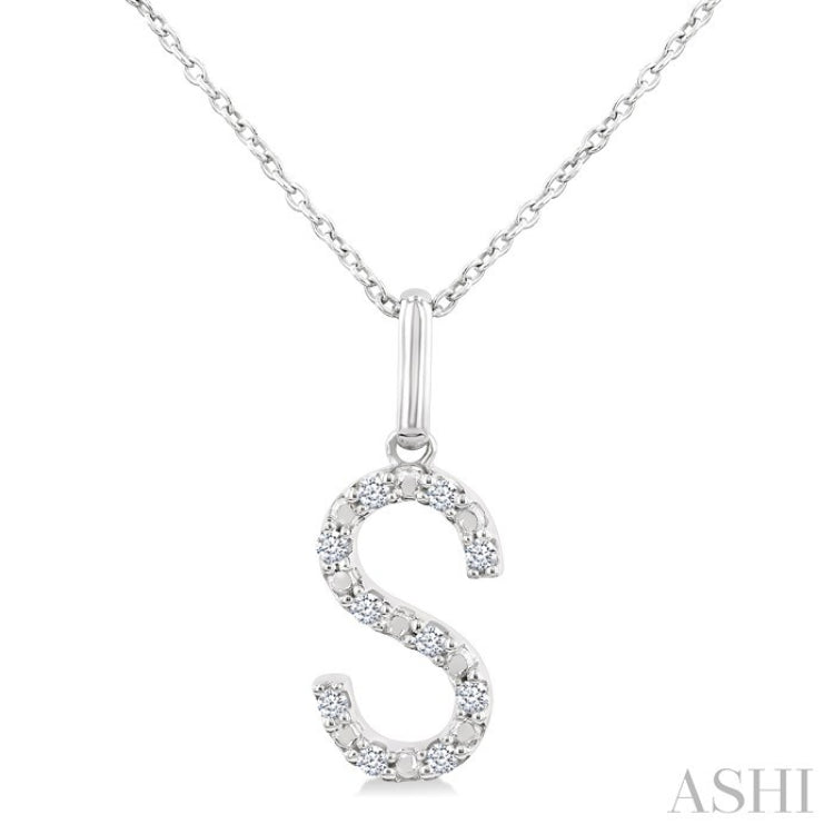 1/20 Ctw Initial 'S' Round Cut Diamond Fashion Pendant With Chain in Sterling Silver