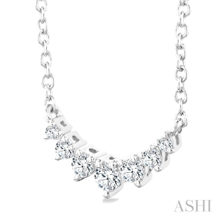 1/8 Ctw Graduated Diamond Smile Petite Necklace in 10K White Gold