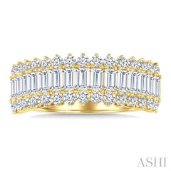 1 1/2 Ctw Wide Baguette and Round Cut Diamond Fashion Band in 14K Yellow Gold