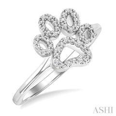 1/20 Ctw Dog Paw Round Cut Diamond Fashion Ring in Sterling Silver