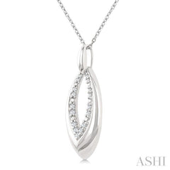 1/10 Ctw Marquise Shape Inner Link Round Cut Diamond Pendant With Chain in Sterling Silver