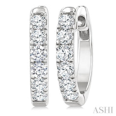 1/2 Ctw Round Cut Diamond Hoop Earrings in 14K White Gold